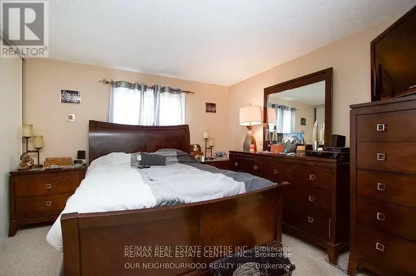 Clarington (courtice), ON L1E2B2,120 GEORGE REYNOLDS DRIVE