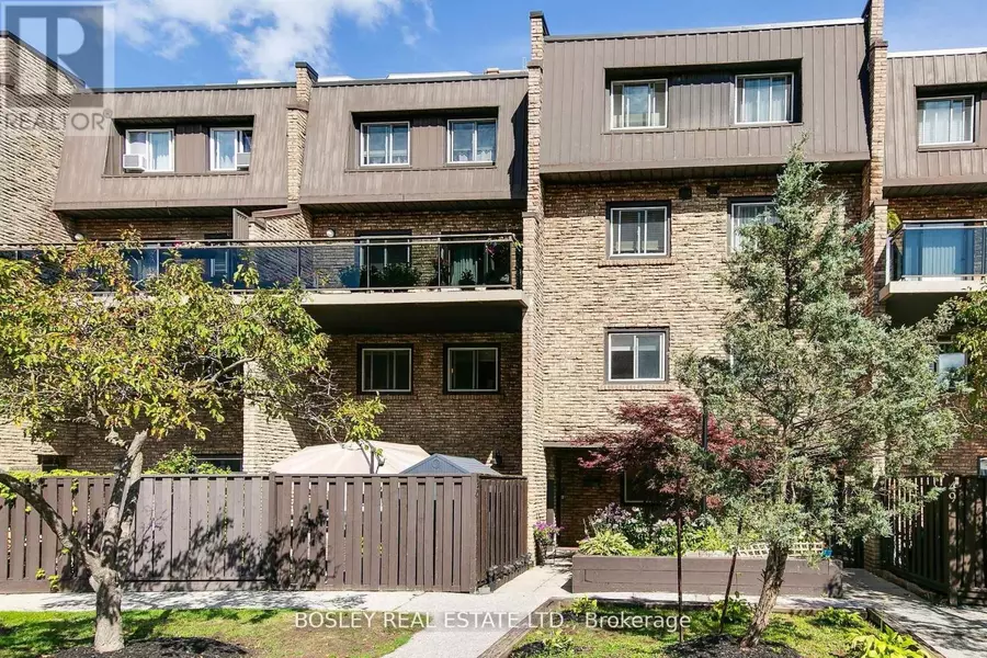 130 Ling RD #51, Toronto (west Hill), ON M1E4V9