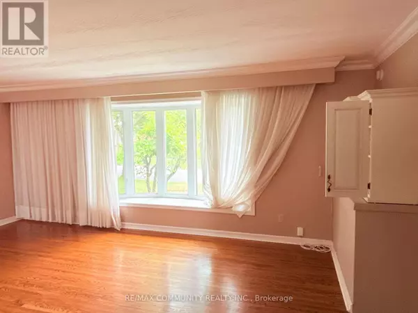 Oshawa (donevan), ON L1H7G1,157 LABRADOR DRIVE