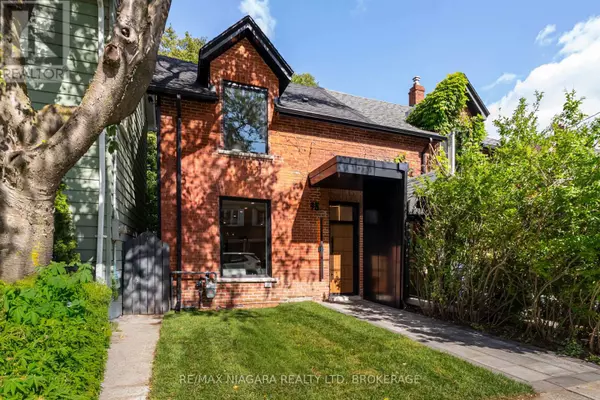 95 KIMBERLEY AVENUE, Toronto (east End-danforth), ON M4E2Z4