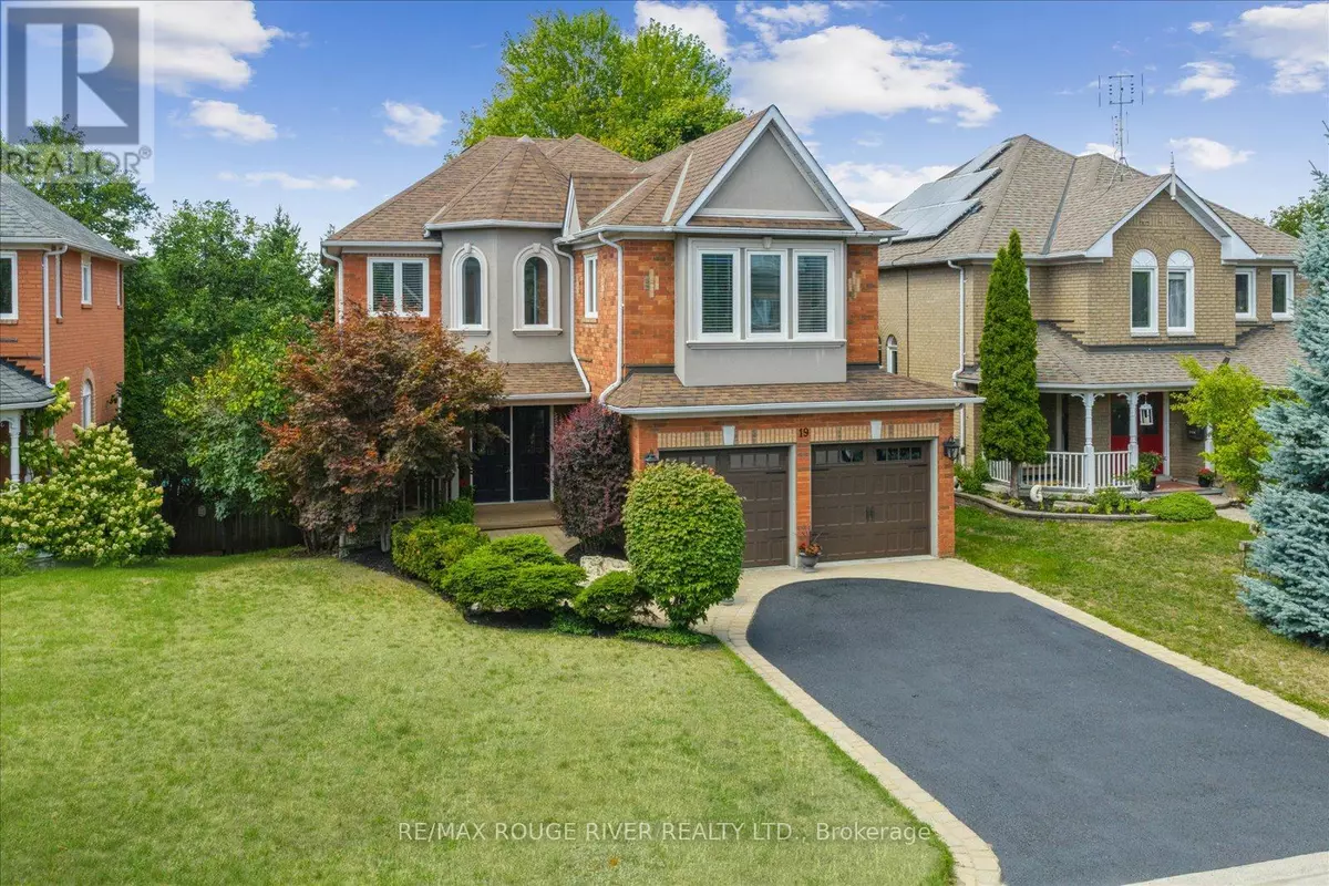 Whitby (williamsburg), ON L1R2P3,19 GILCHRIST COURT