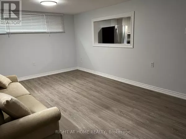 Oshawa (farewell), ON L1H6E6,LOWER LEVEL - 689 WILSON ROAD S