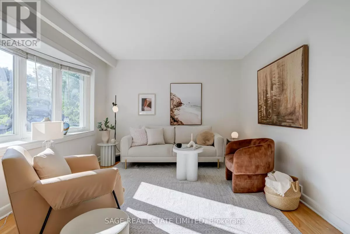 Toronto (dorset Park), ON M1P1Y8,48 SHROPSHIRE DRIVE