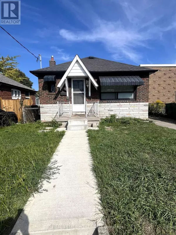 Toronto (east York), ON M4J2M9,322 COSBURN AVENUE