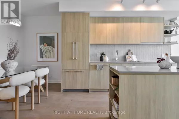 Toronto (birchcliffe-cliffside), ON M1N1P2,1161 Kingston RD #201