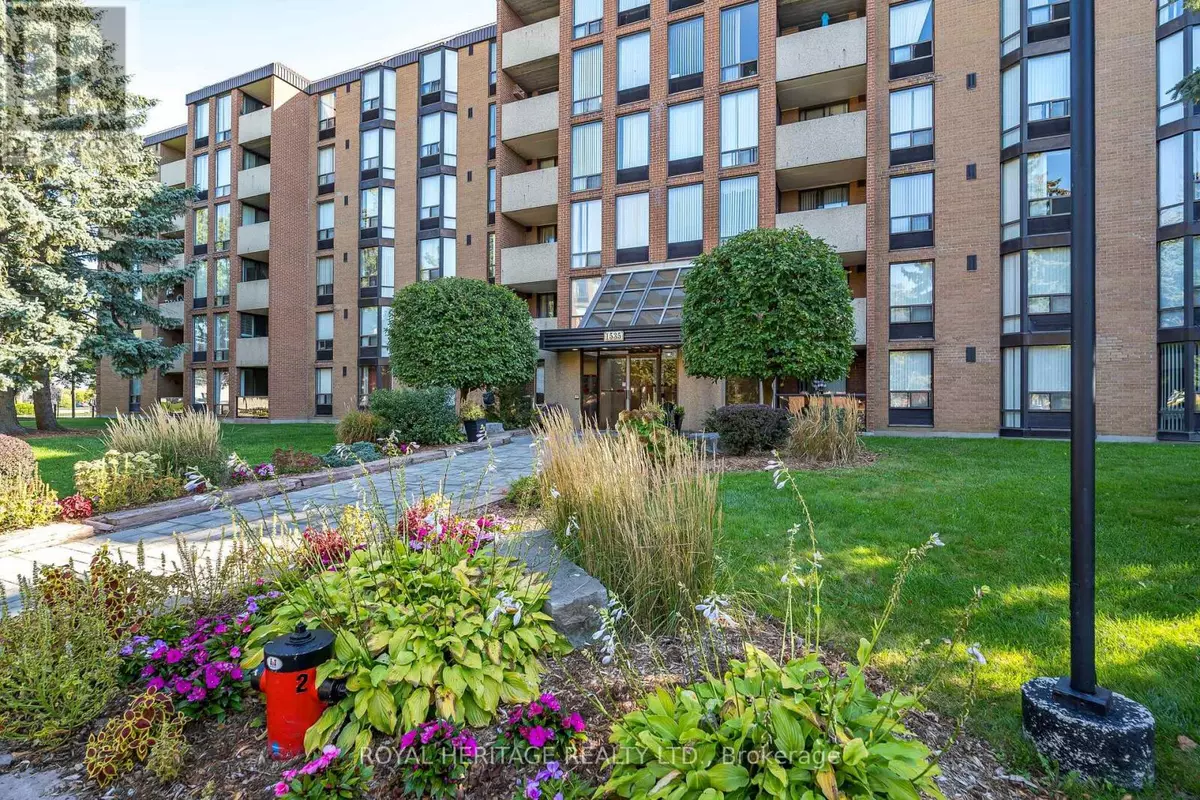 Pickering (town Centre), ON L1V3W2,1535 Diefenbaker CT #101