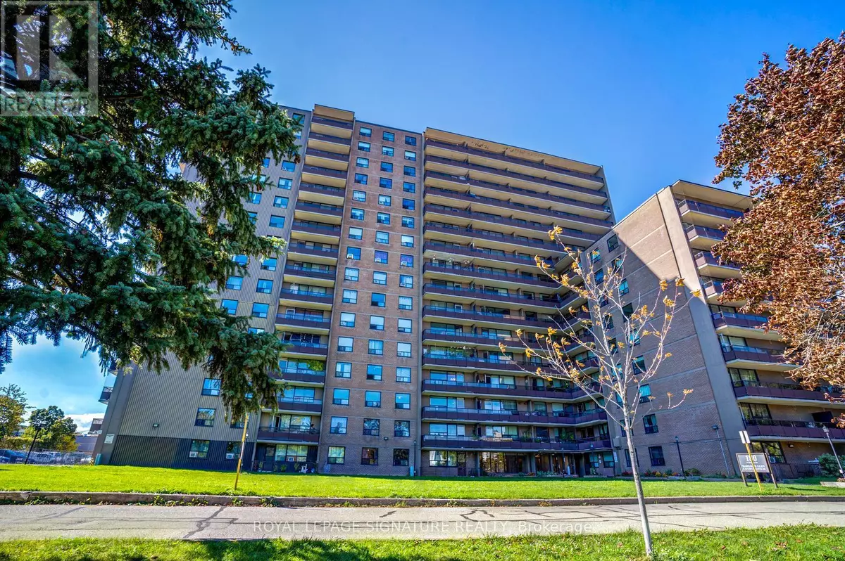 Toronto (scarborough Village), ON M1M2Z9,180 Markham RD #721