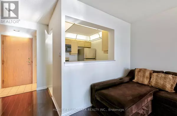 Toronto (woburn), ON M1H3G6,88 Corporate DR #2612