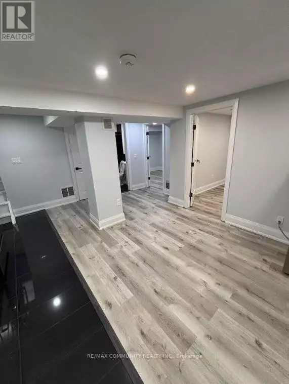 Toronto (highland Creek), ON M1C1J3,4055 Ellesmere RD #Bsmt