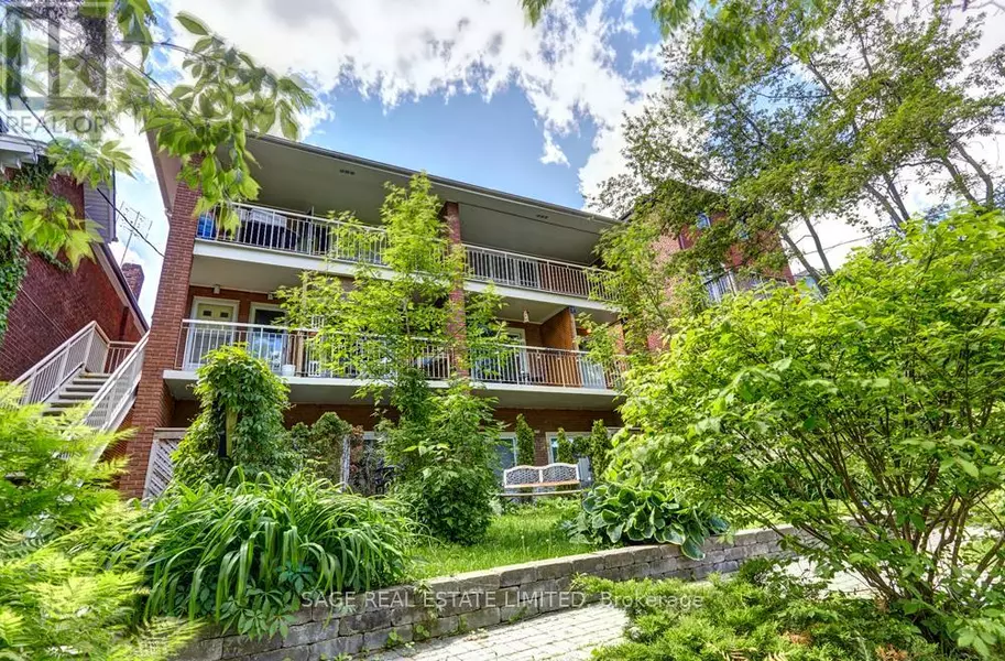 222 Kenilworth AVE #B, Toronto (the Beaches), ON M4L3S6