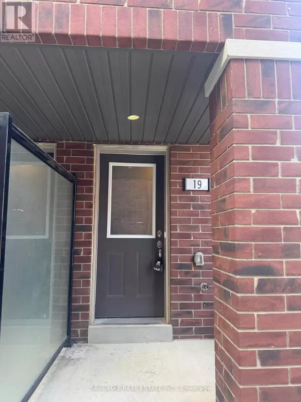 19 PETLEY STREET, Clarington (courtice), ON L1E0G9