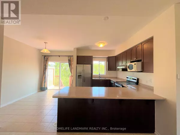 Toronto (clairlea-birchmount), ON M1L0G5,79 JOHN BELL CRESCENT