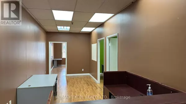 Toronto (agincourt South-malvern West), ON M1S3L1,55 Nugget AVE #208