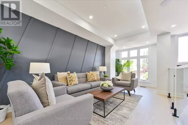 Toronto (east York), ON M4C4A5,354 WOODMOUNT AVENUE