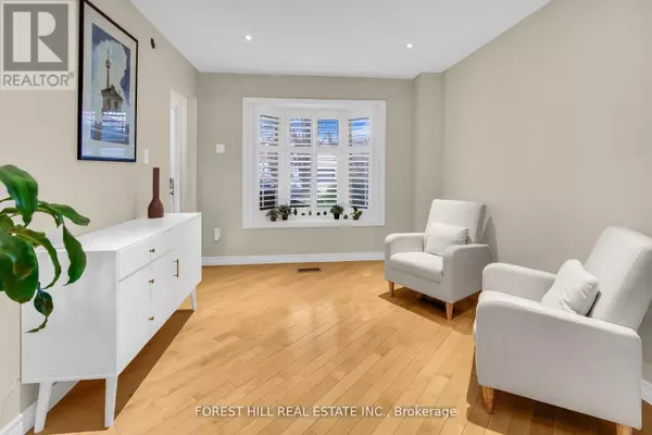 Toronto (highland Creek), ON M1C3W6,23 TARSUS CRESCENT