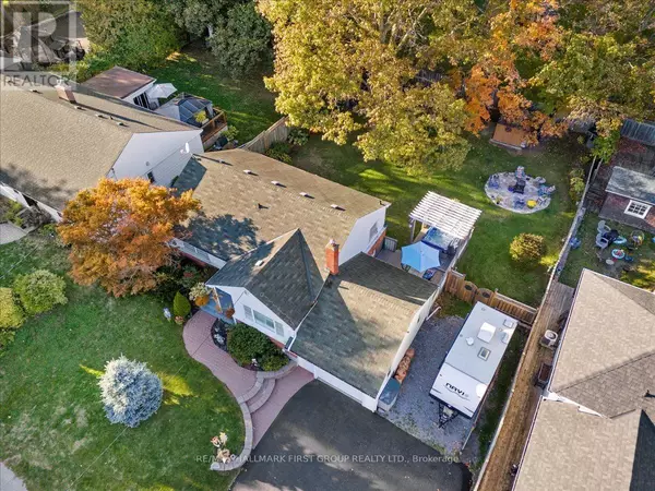 Clarington (bowmanville), ON L1C1Y1,8 CONCESSION STREET E