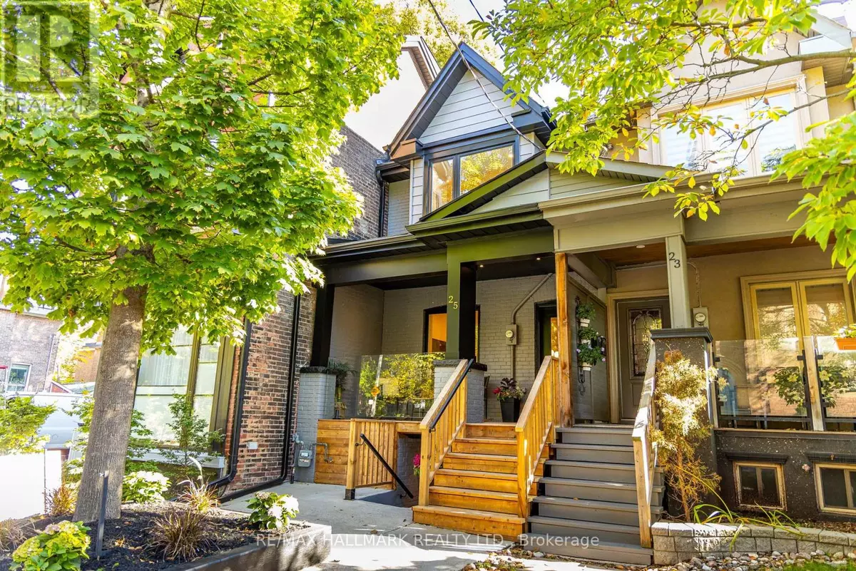Toronto (north Riverdale), ON M4K2Z4,25 HOWLAND ROAD