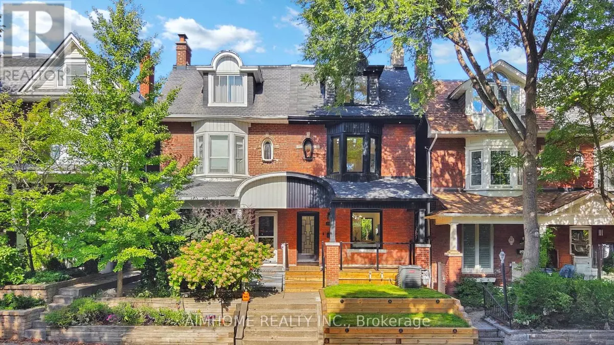 Toronto (north Riverdale), ON M4K1G5,38 SPARKHALL AVENUE