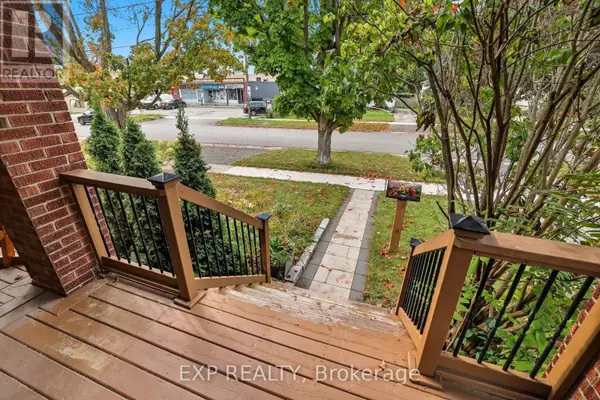 Oshawa (centennial), ON L1G4N7,695 HORTOP STREET