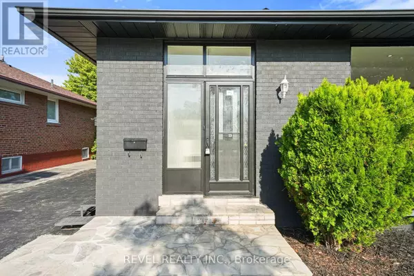 Toronto (wexford-maryvale), ON M1R4M9,63 CROSLAND DRIVE