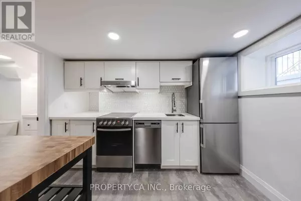 Toronto (broadview North), ON M4K3G2,1061 Logan AVE #Lower