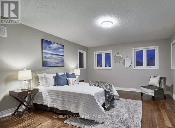 Ajax (central West), ON L1T3J4,9 SYKES STREET