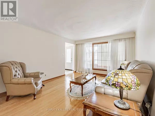 Toronto (dorset Park), ON M1P1R6,205 VAUXHALL DRIVE