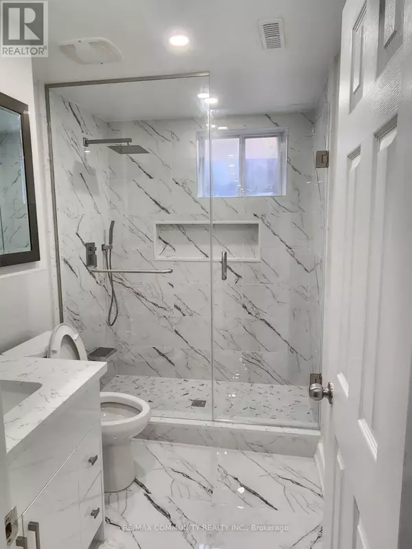 Toronto (rouge), ON M1B2H9,58 Rainbow Ridge AVE #Basement