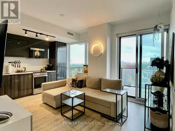 Toronto (east End-danforth), ON M4C0B1,2369 Danforth AVE #903