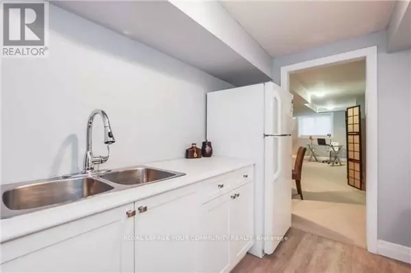 Toronto (morningside), ON M1E4L5,52 Tweedrock CRES #Basement