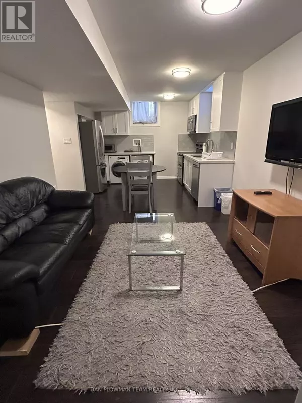 28 Sheldon DR #Basement, Ajax (central), ON L1T0L9