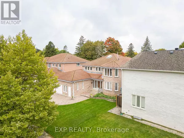 Toronto (agincourt South-malvern West), ON M1S1L1,3 EMMELINE CRESCENT