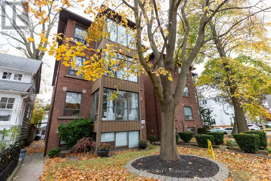 38 Leuty AVE #1, Toronto (the Beaches), ON M4E2R3