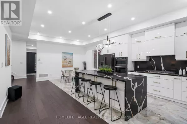 Toronto (cliffcrest), ON M1M2C6,11 GLEN MUIR DRIVE