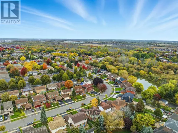 Ajax (south East), ON L1S7B7,86 ROLLO DRIVE