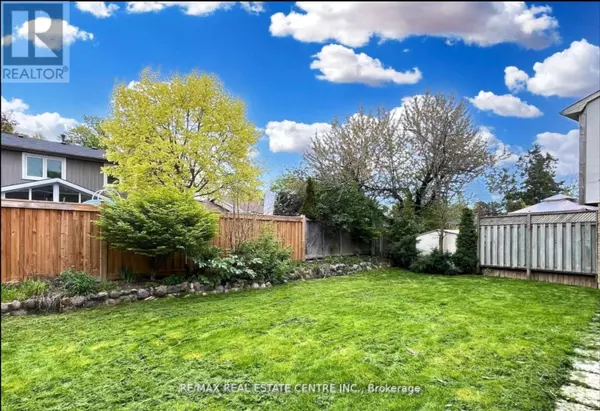 Whitby (pringle Creek), ON L1N6E3,25 IVANIC COURT