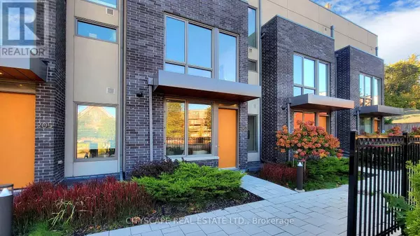 Toronto (south Riverdale), ON M4M0C8,54 Curzon ST #203