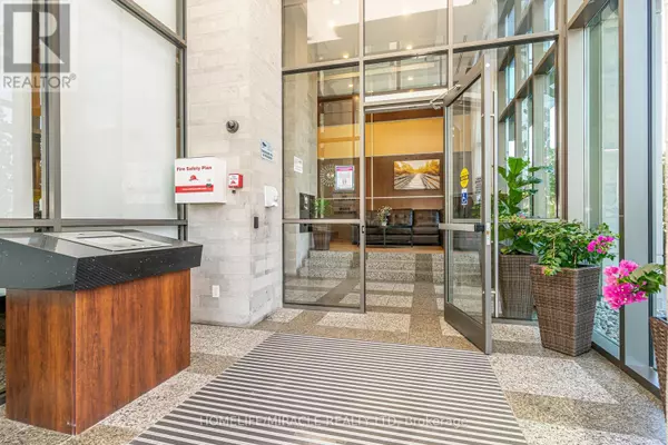 Toronto (woburn), ON M1H0A2,88 Grangeway AVE #309