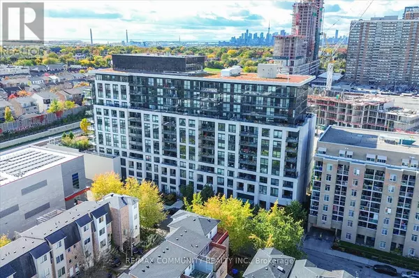 Toronto (east End-danforth), ON M4C0A6,8 Trent AVE #414