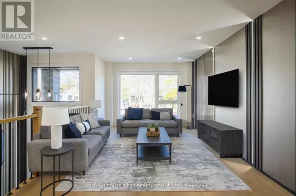 Toronto (birchcliffe-cliffside), ON M1N3P5,266A Kennedy RD #MAIN