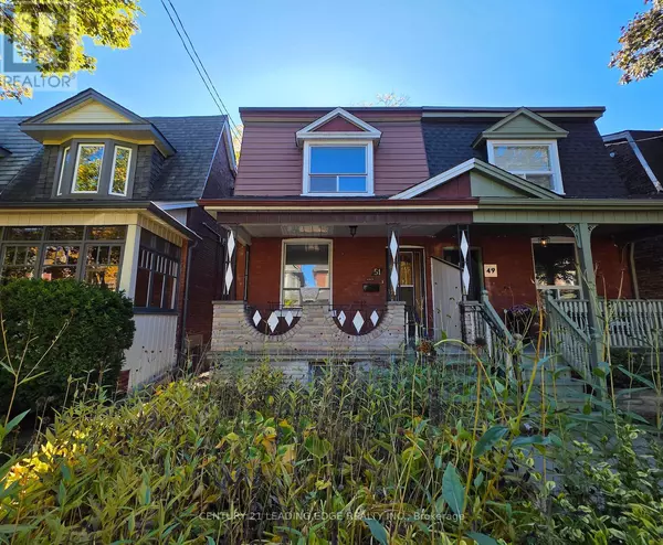 51 Dearbourne AVE #Main, Toronto (north Riverdale), ON M4K1M6