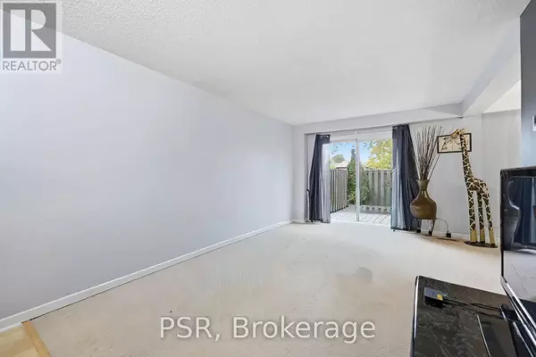 Ajax (south West), ON L1S3M7,7 Chamberlain CT #22