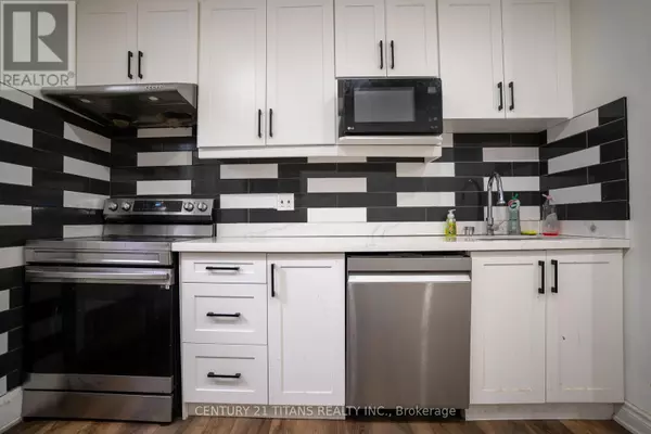 115 RITSON ROAD S, Oshawa (central), ON L1H5H4