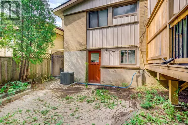 Toronto (woburn), ON M1G2T8,901 Brimorton DR #Bsmt