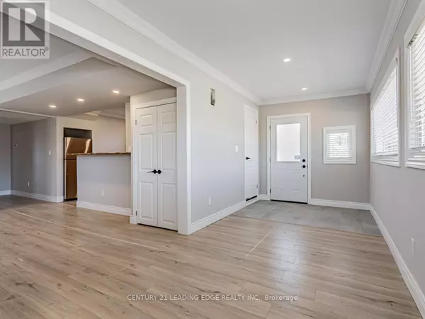 Pickering (bay Ridges), ON L1W1C1,1315 Broadview ST #Main