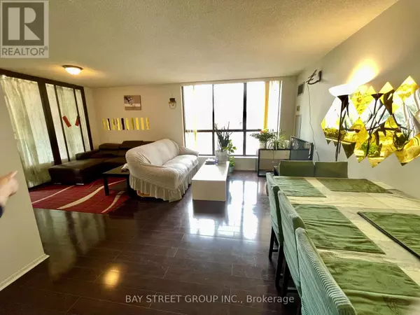 Toronto (steeles), ON M1W3V4,55 Bamburgh CIR #214