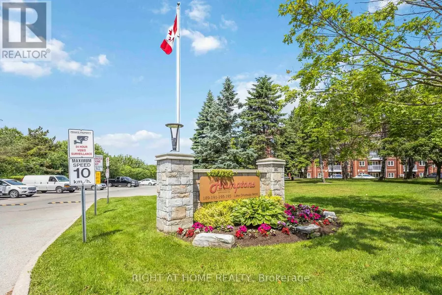 195 Lake Driveway West #401, Ajax (south West), ON L1S7H7