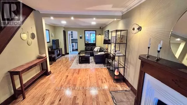 Toronto (danforth Village-east York), ON M4J2G3,MAIN & 2ND FLOORS - 457 MORTIMER AVENUE