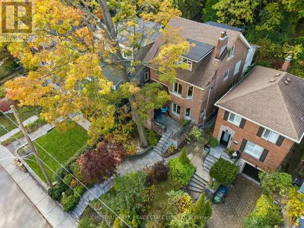 184 NEVILLE PARK BOULEVARD, Toronto (the Beaches), ON M4E3P8