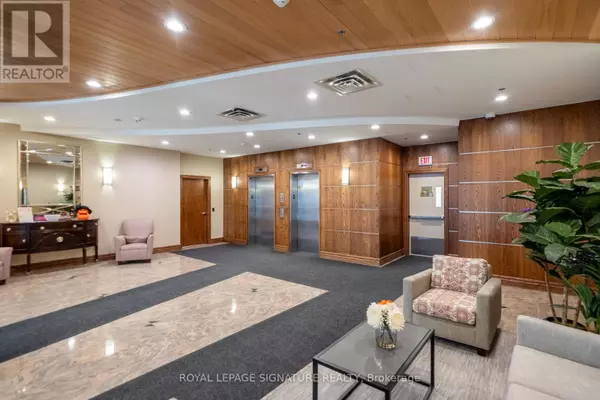 Toronto (the Beaches), ON M4L3Y6,1863 Queen ST East #402